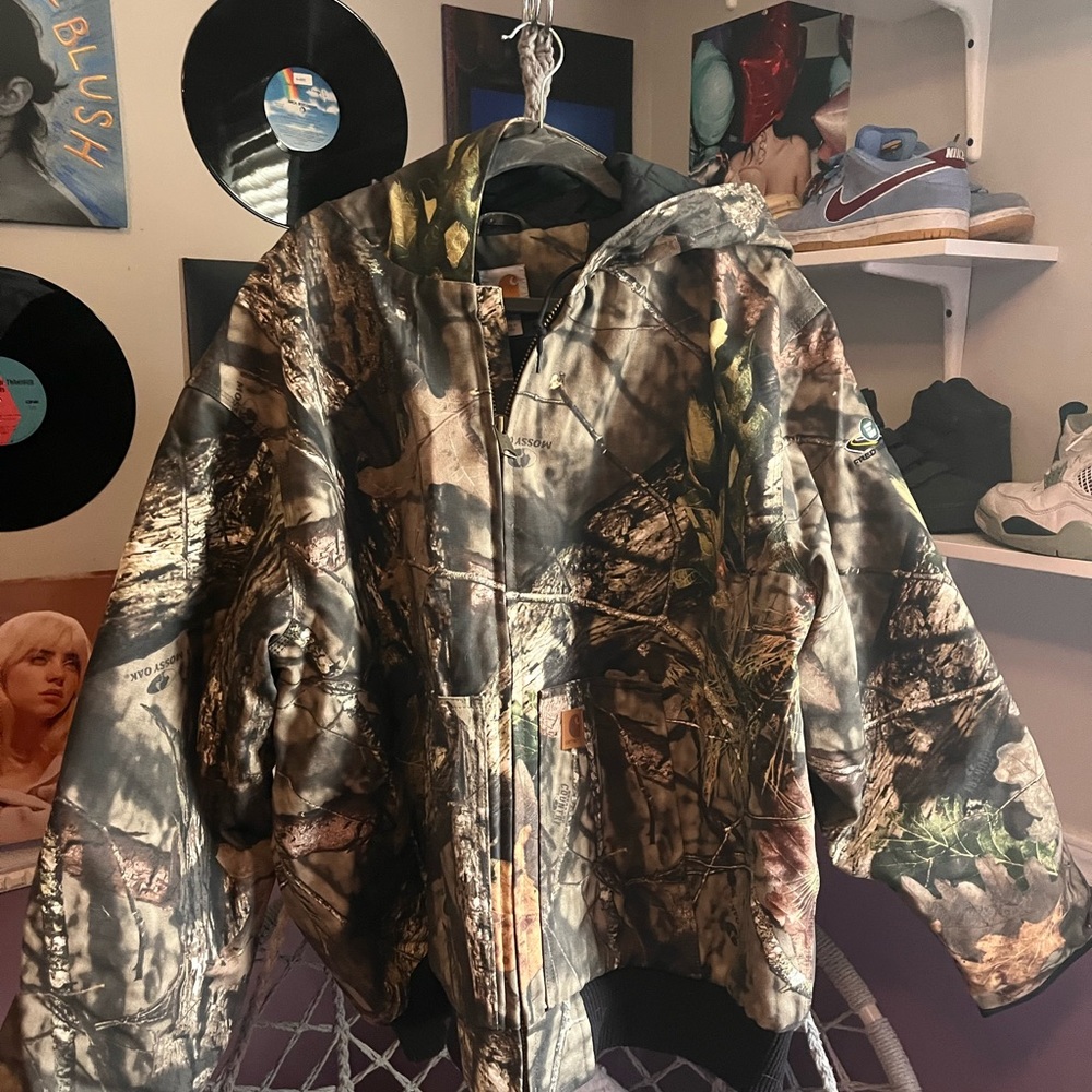 Vintage Realtree Camo Carhartt Jacket